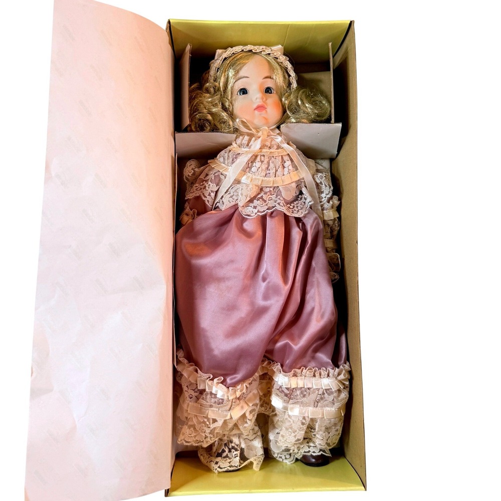 Vintage Seymour Mann Connoisseur Porcelain Doll Mauve Lace Dress TR-87 NIB